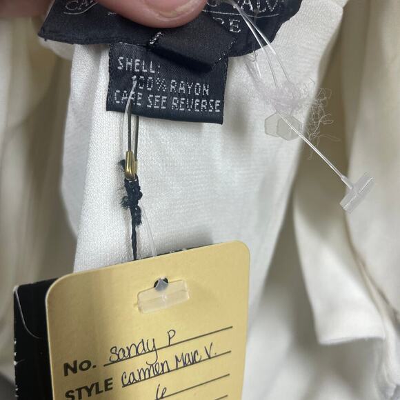 Carmen Marc Valvo 6 Halter Neck Cami Top Side Buttons White Rayon Sleeveless - Picture 10 of 10